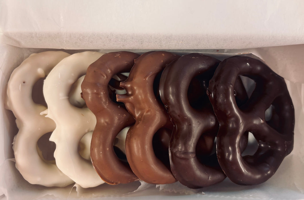 **St. Rose Fundraiser** - Chocolate Dipped Pretzels